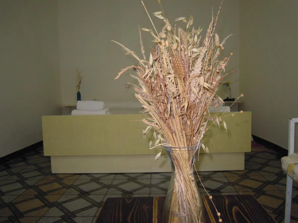 Angie'S Shared Villa Tam Tirana 0*,  Albania
