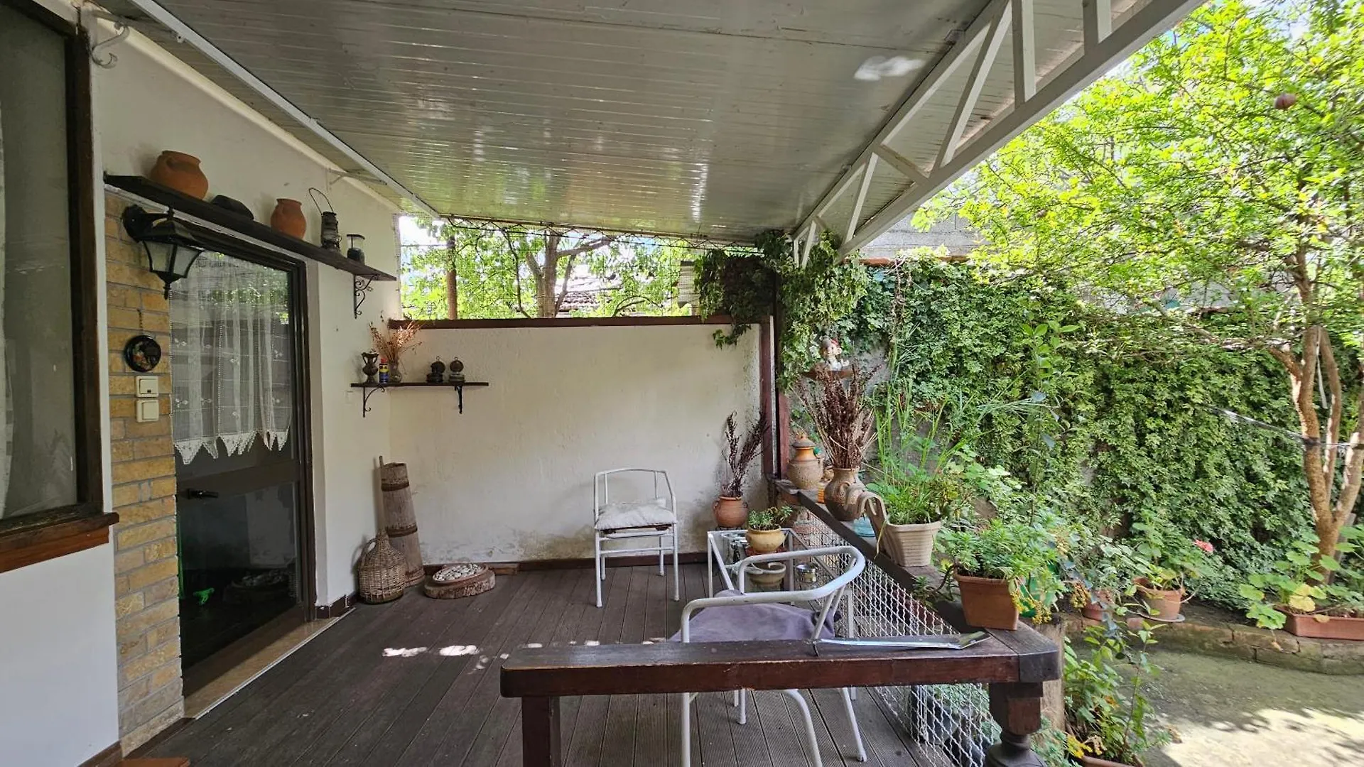 Angie'S Shared Villa Tam Tirana Homestay
