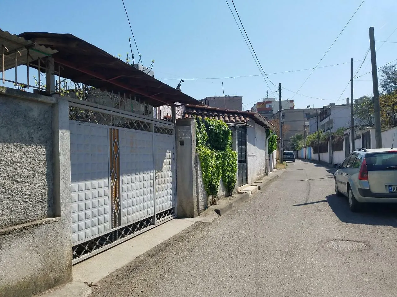 Angie'S Shared Villa Tam Tirana Homestay